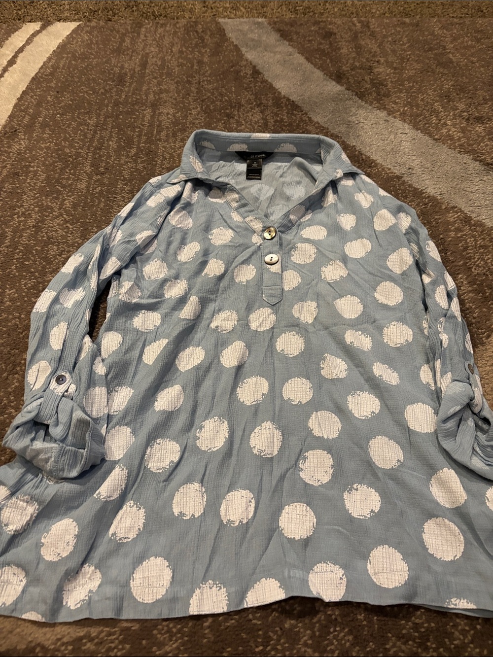 Ali Miles Light Blue Polka Dot Button-Up Casual Shirt